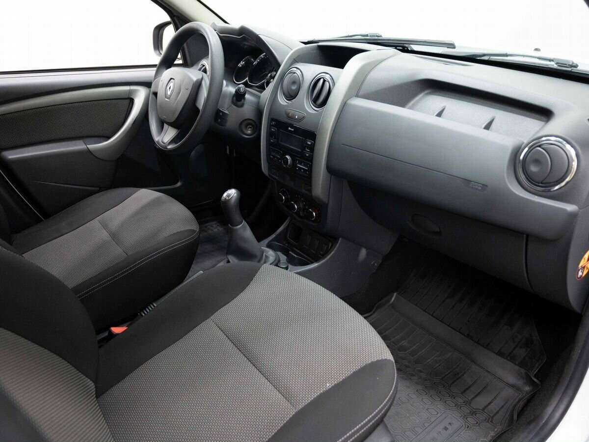 Renault Duster б/у, 2017, Механическая. Фото: #10