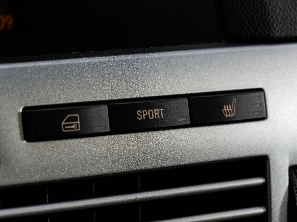 Opel Astra б/у, 2014, Автоматическая. Фото: #15