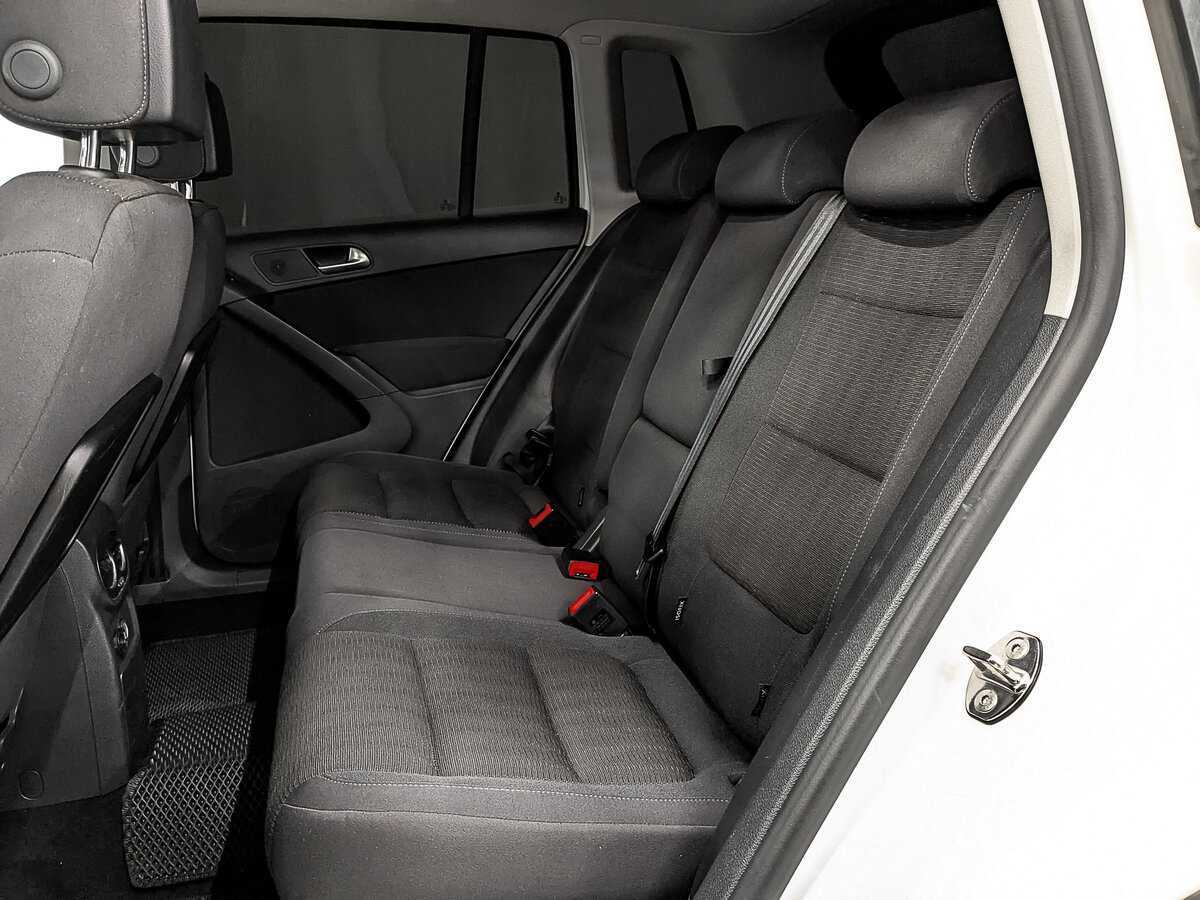 Volkswagen Tiguan б/у, 2013, Автоматическая. Фото: #15