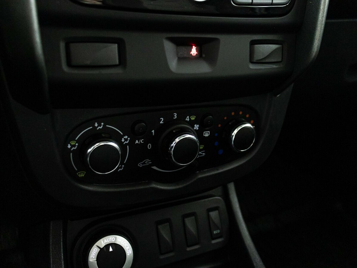 Renault Duster б/у, 2017, Механическая. Фото: #13