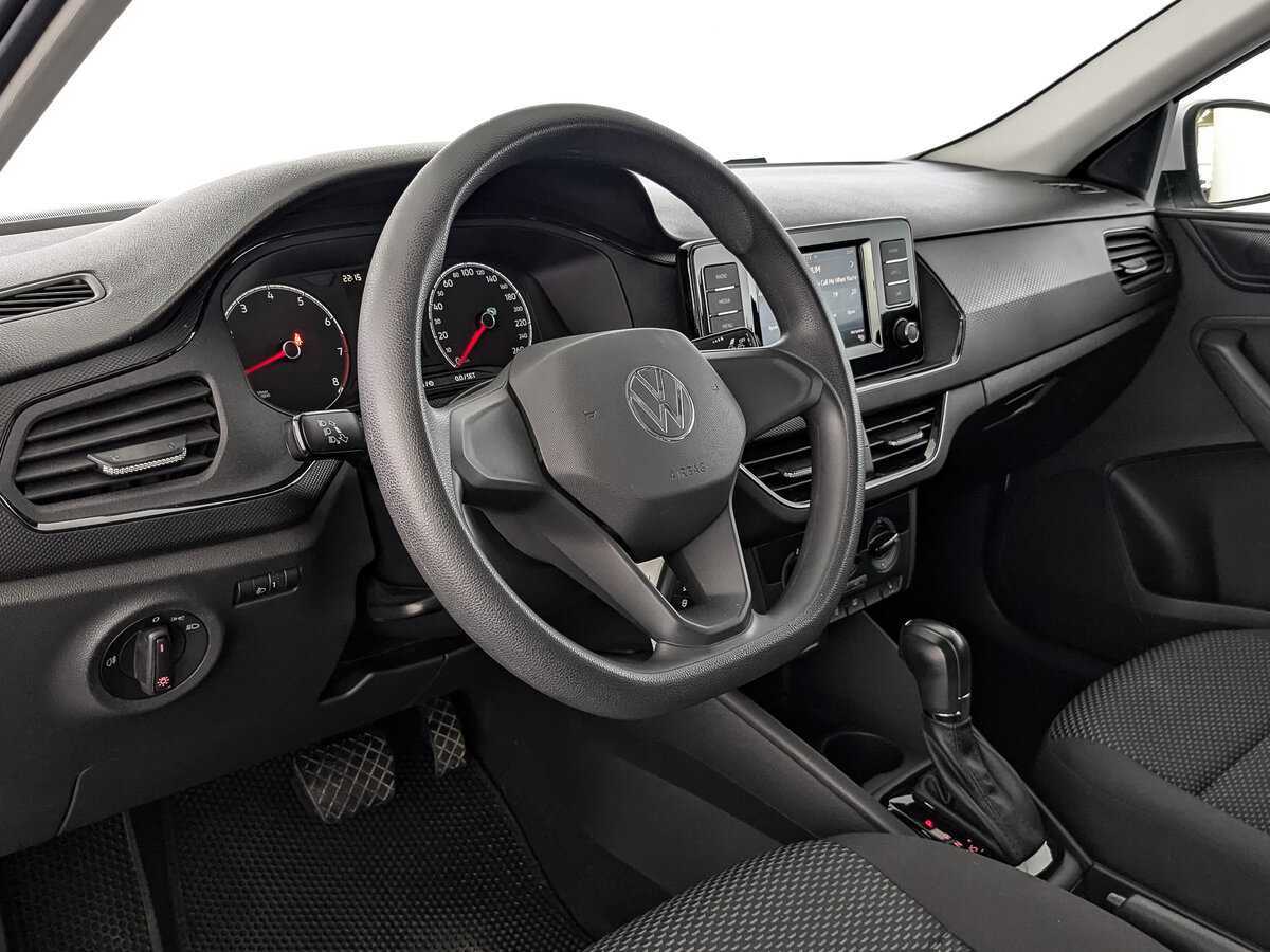 Volkswagen Polo б/у, 2020, Автоматическая. Фото: #10