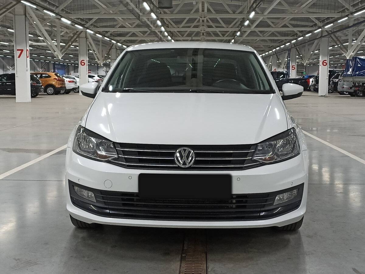 Volkswagen Polo б/у, 2018, Автоматическая. Фото: #1