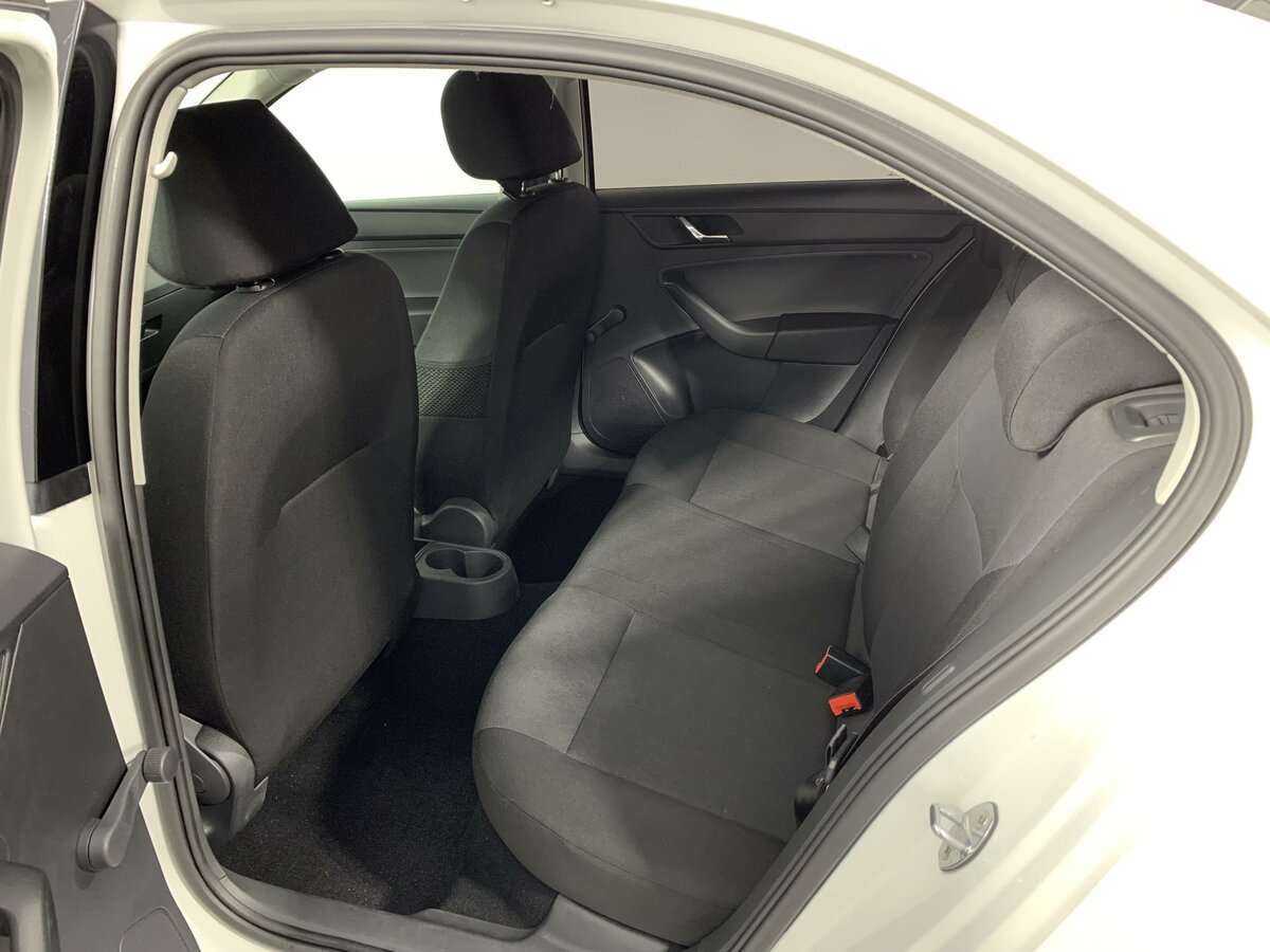 Skoda Rapid б/у, 2017, Механическая. Фото: #11