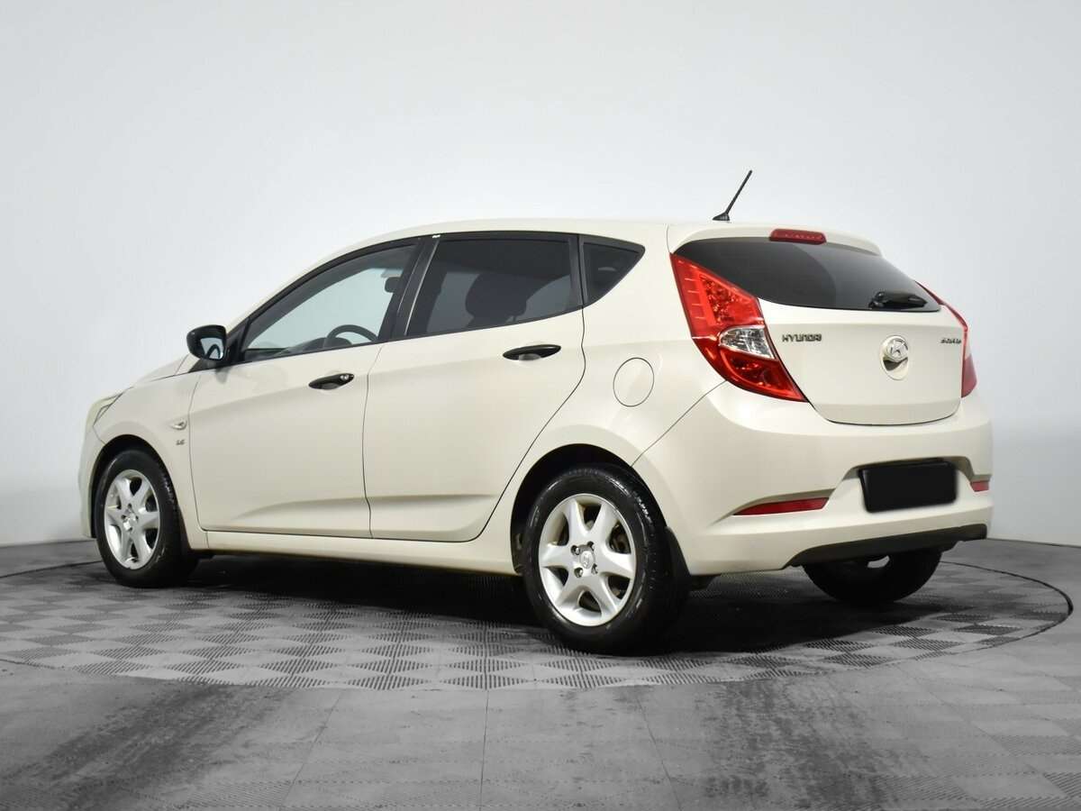 Hyundai Solaris б/у, 2015, Автоматическая. Фото: #6