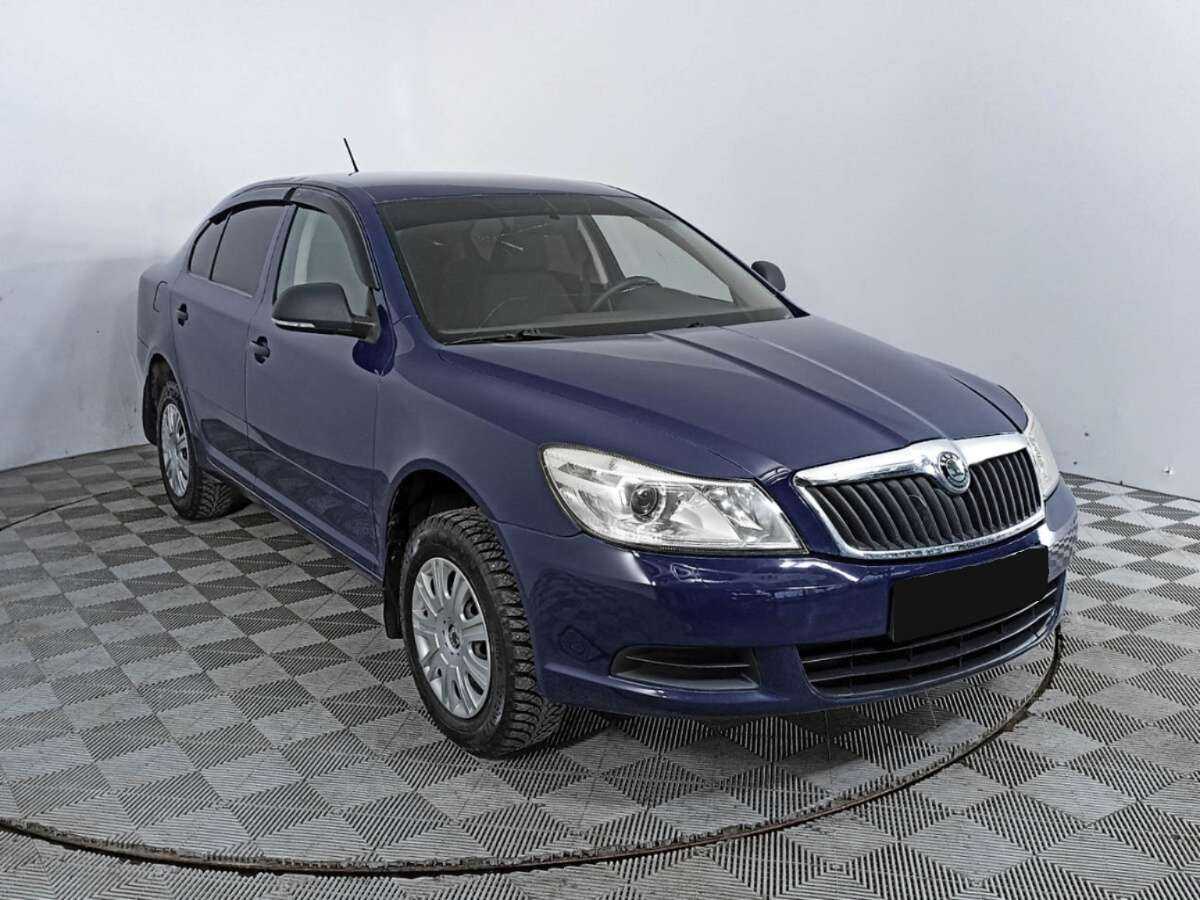 Skoda Octavia б/у, 2012, Механическая. Фото: #2
