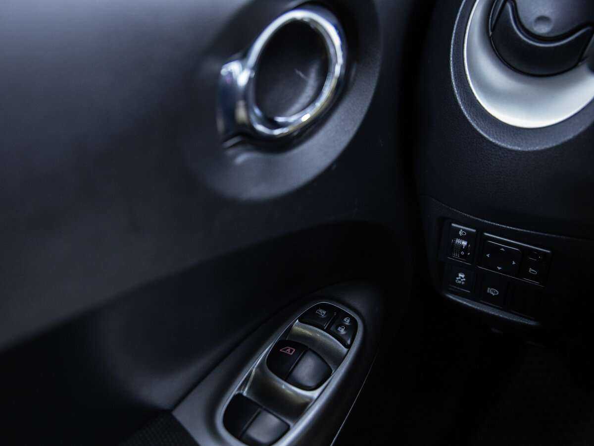 Nissan Juke б/у, 2012, Механическая. Фото: #15