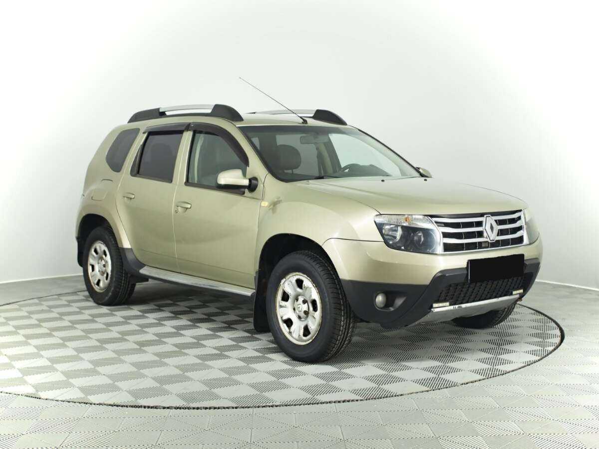Renault Duster б/у, 2012, Механическая. Фото: #2