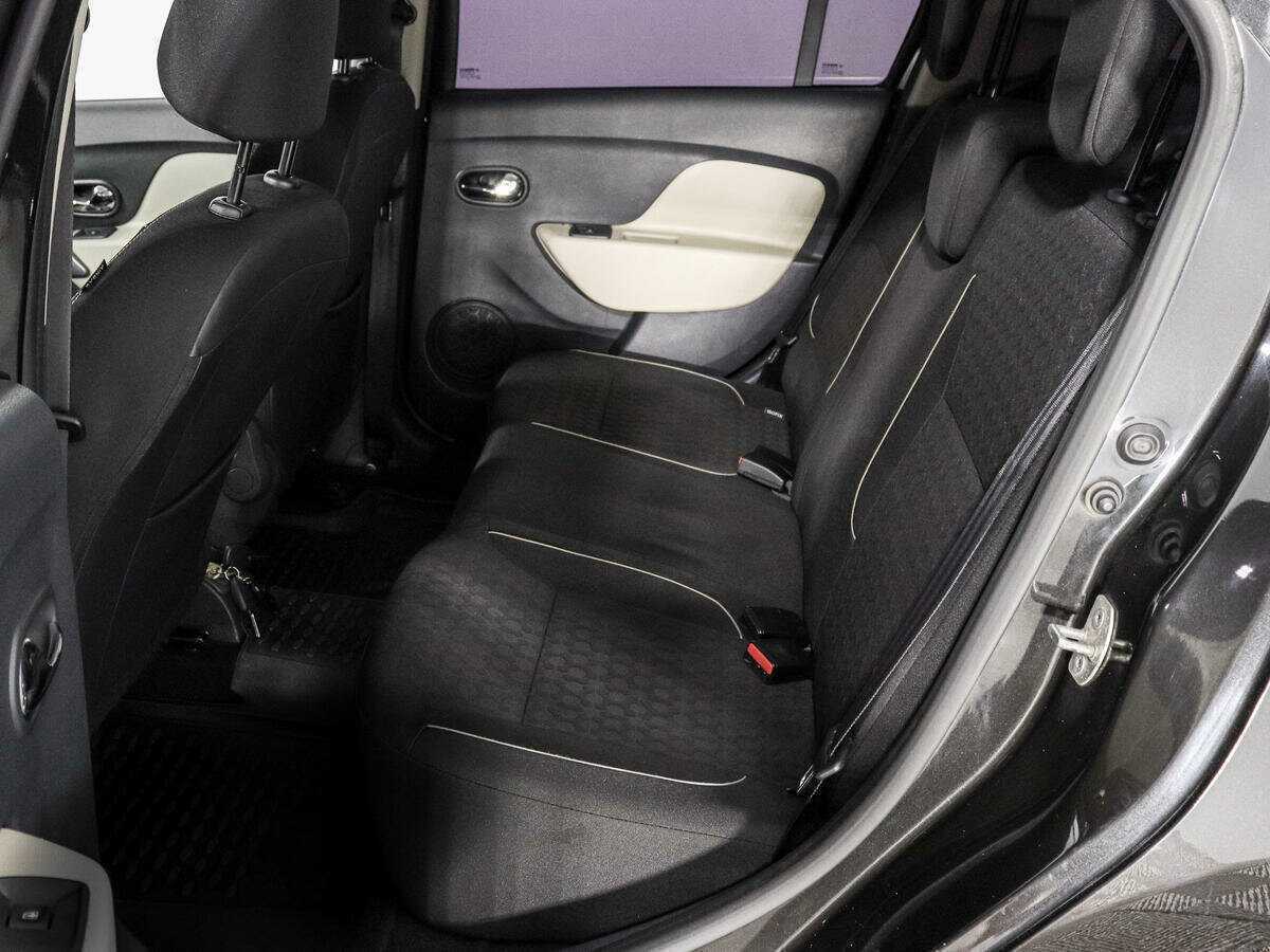 Renault Logan б/у, 2016, Механическая. Фото: #9