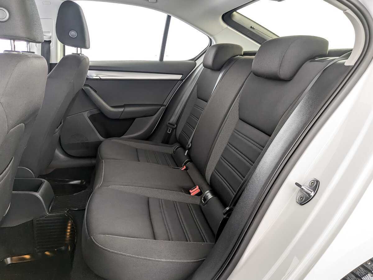 Skoda Octavia б/у, 2017, Автоматическая. Фото: #9