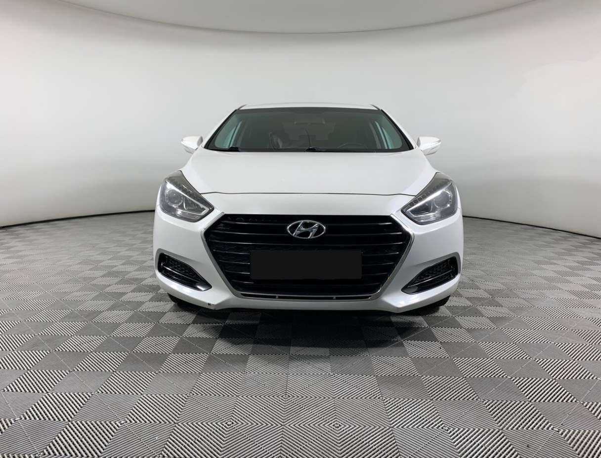 Hyundai i40 б/у, 2015, Механическая. Фото: #1