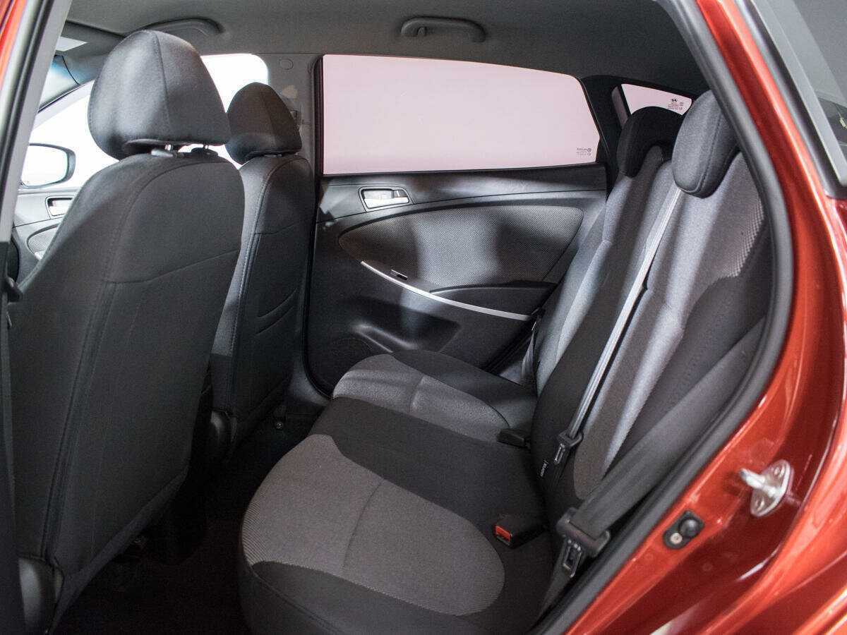 Hyundai Solaris б/у, 2012, Механическая. Фото: #9