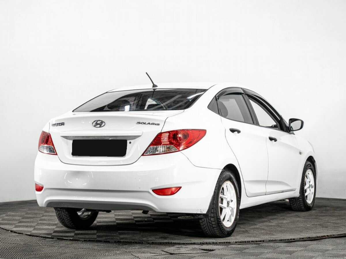 Hyundai Solaris б/у, 2013, Механическая. Фото: #3