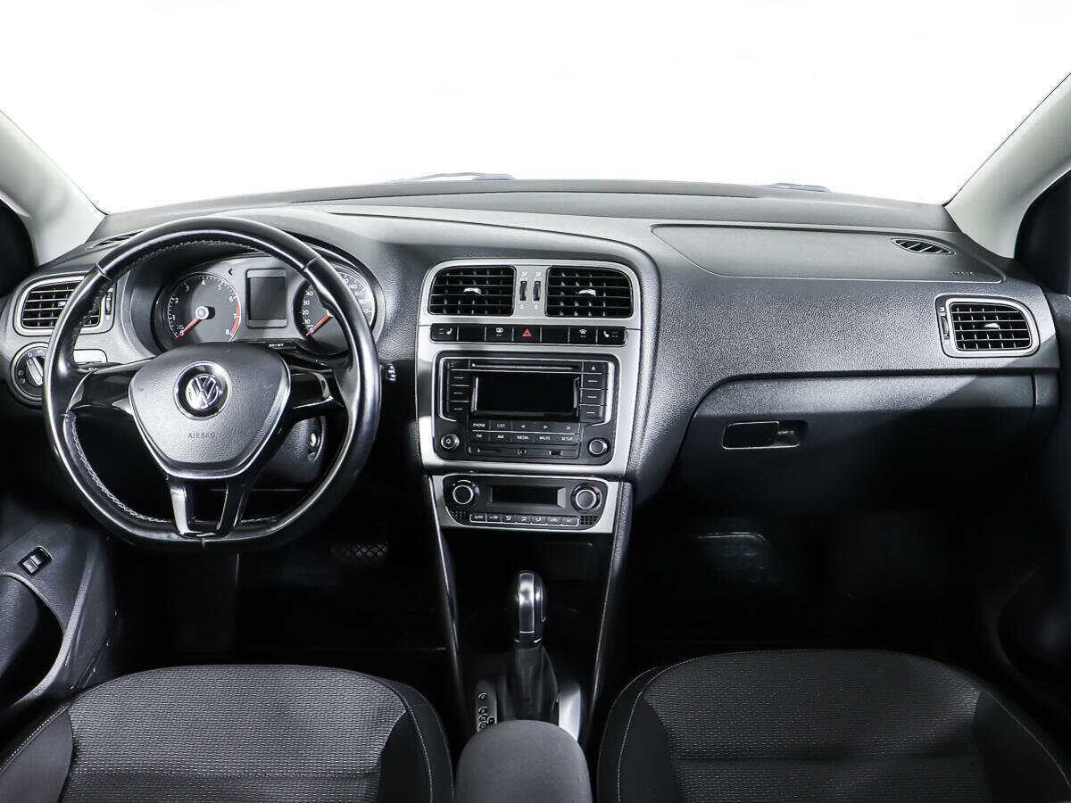 Volkswagen Polo б/у, 2016, Автоматическая. Фото: #10