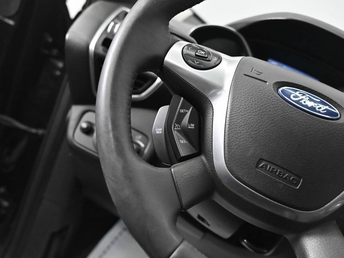 Ford Kuga б/у, 2014, Роботизированная. Фото: #8