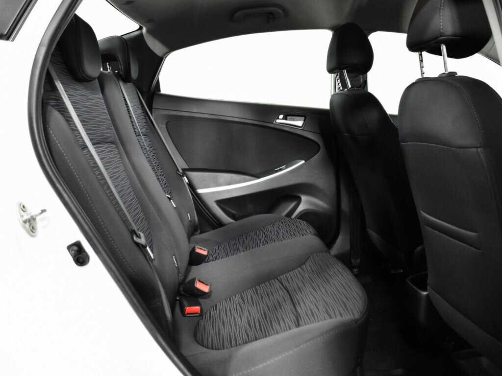 Hyundai Solaris б/у, 2016, Механическая. Фото: #9