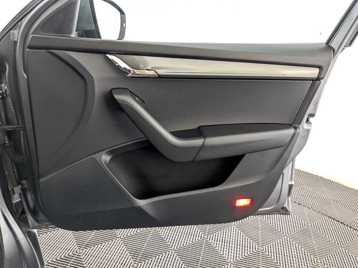 Skoda Octavia б/у, 2017, Механическая. Фото: #23