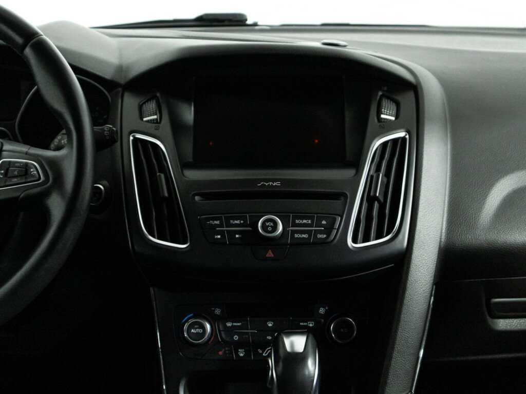 Ford Focus б/у, 2017, Автоматическая. Фото: #12