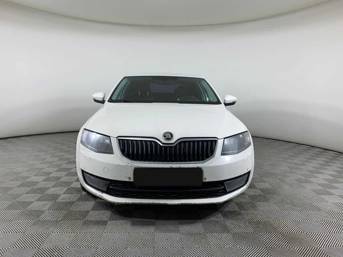 Skoda Octavia б/у, 2015, Роботизированная. Фото: #1