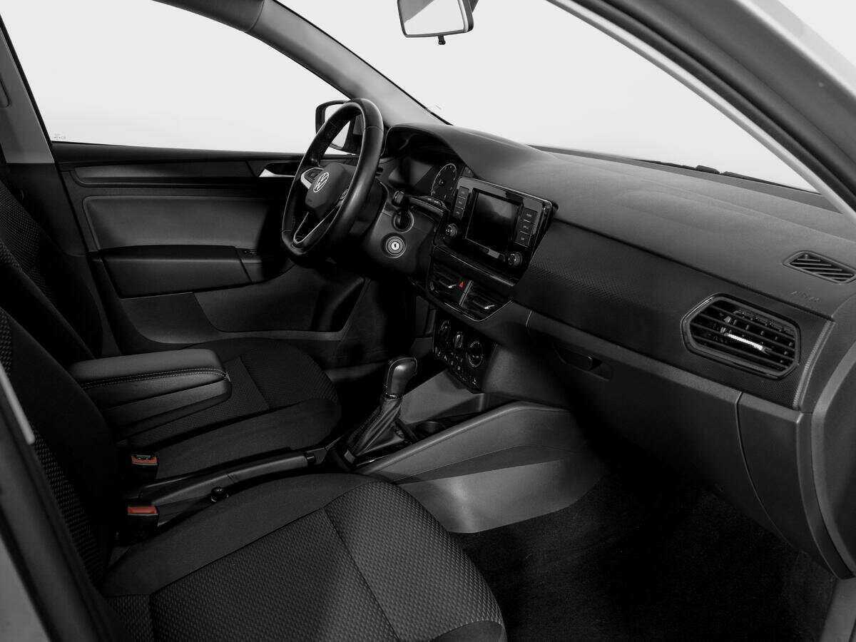 Volkswagen Polo б/у, 2020, Автоматическая. Фото: #8