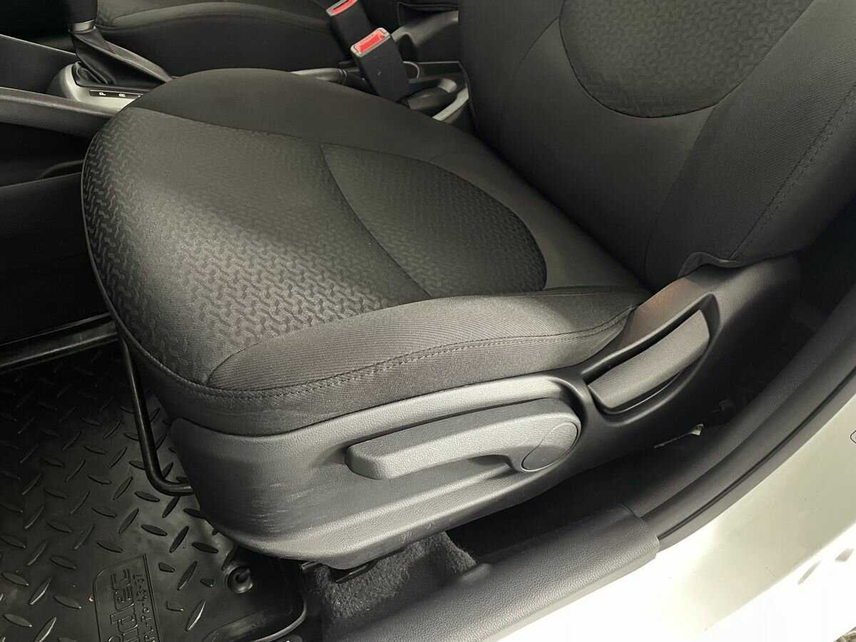 Kia Rio б/у, 2017, Автоматическая. Фото: #9