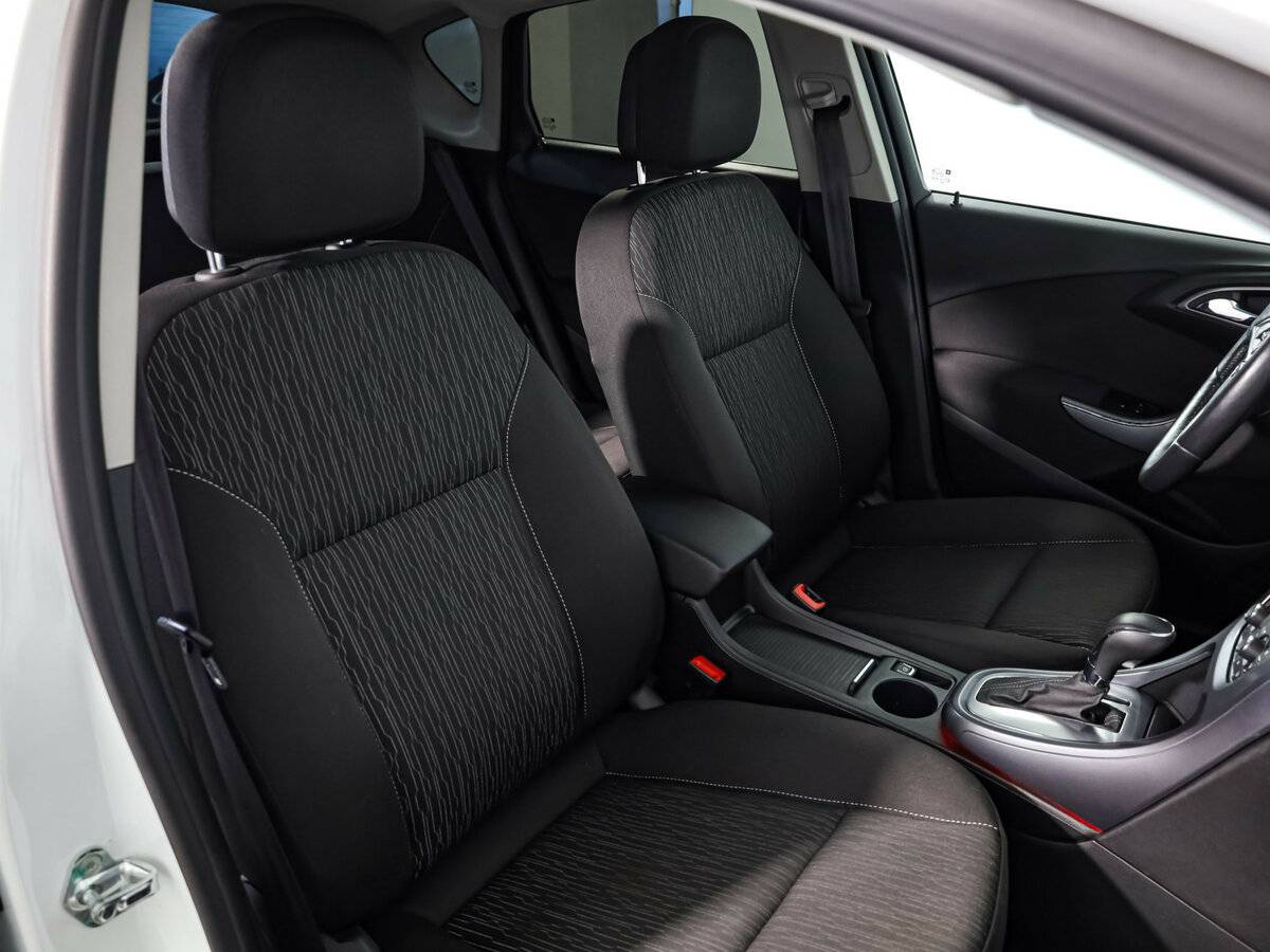 Opel Astra б/у, 2014, Автоматическая. Фото: #16