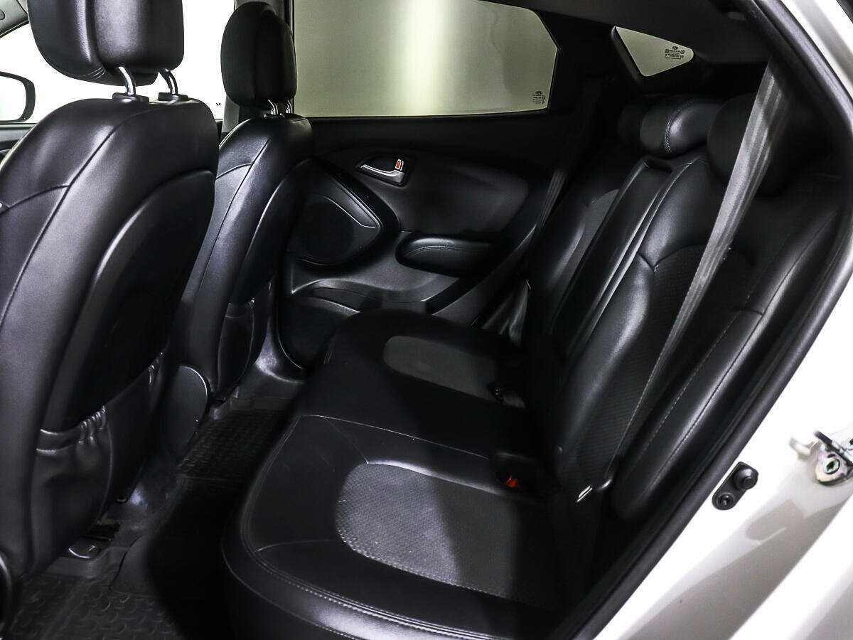 Hyundai ix35 б/у, 2012, Автоматическая. Фото: #8