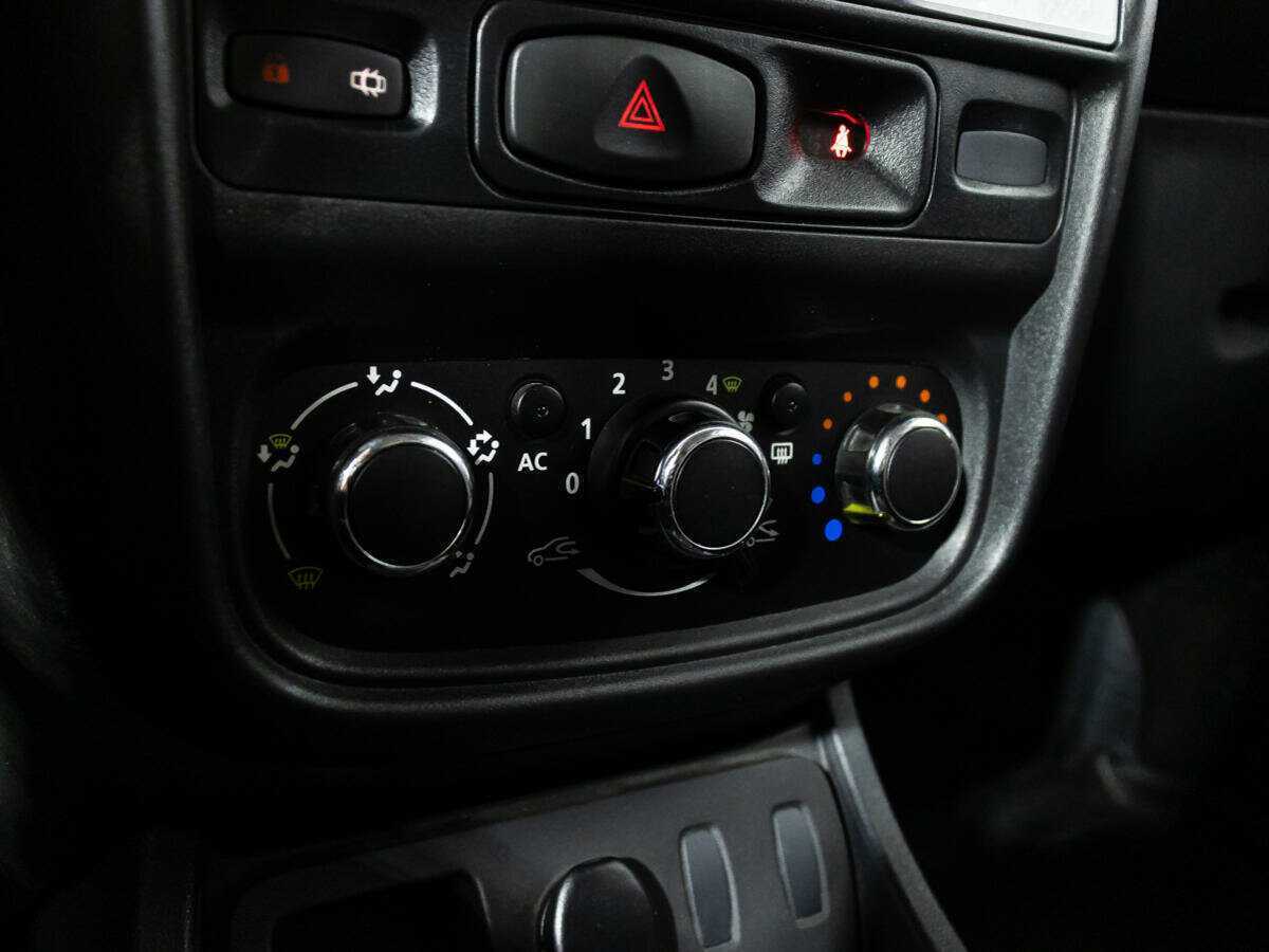 Renault Duster б/у, 2015, Автоматическая. Фото: #15