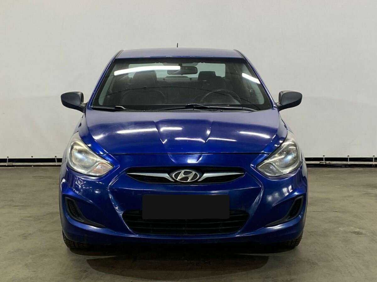 Hyundai Solaris б/у, 2013, Механическая. Фото: #1