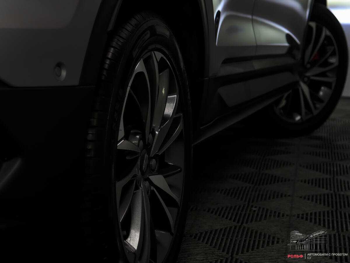 Geely Coolray б/у, 2022, Роботизированная. Фото: #13