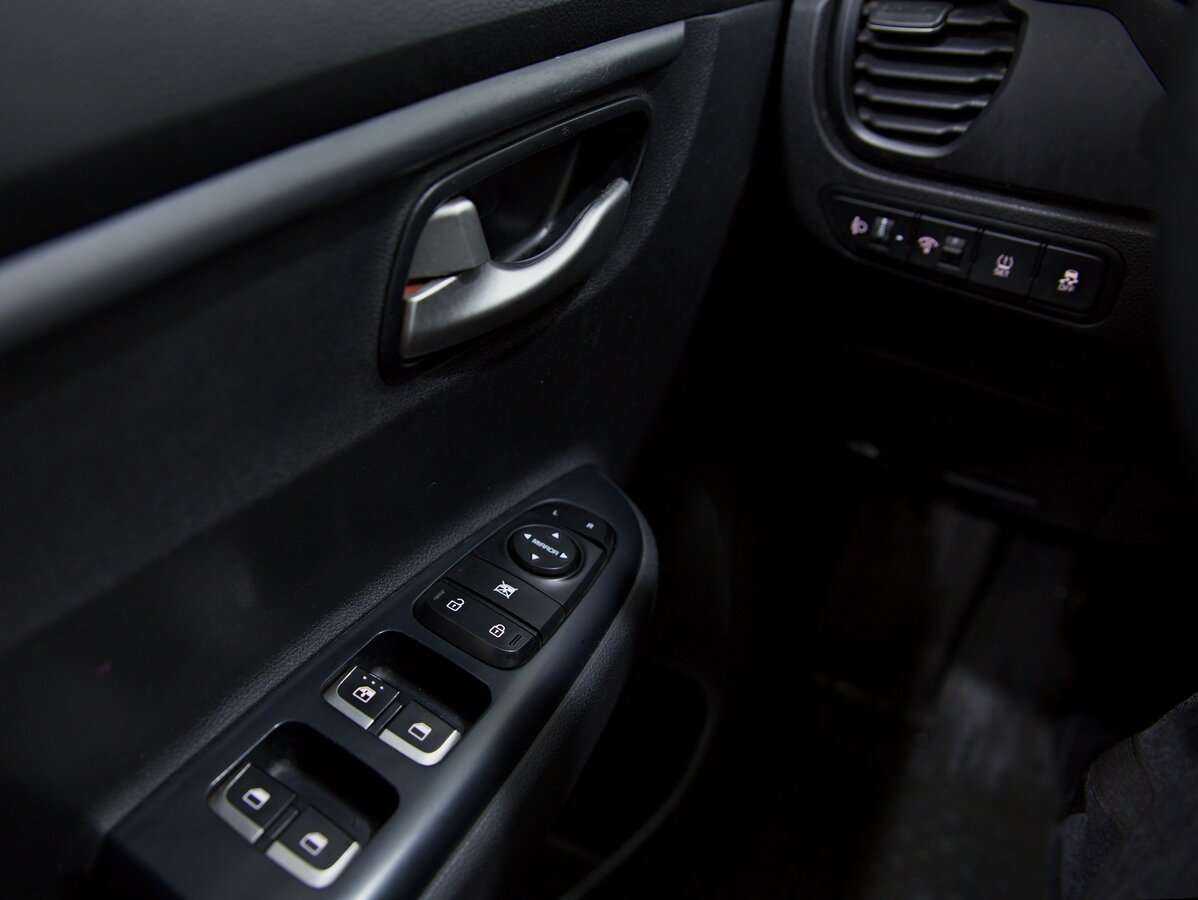 Kia Rio б/у, 2020, Механическая. Фото: #10