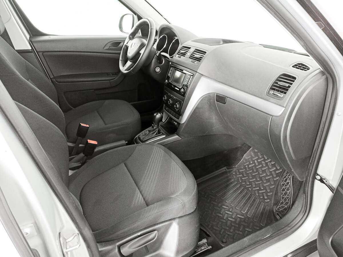 Skoda Yeti б/у, 2015, Автоматическая. Фото: #8