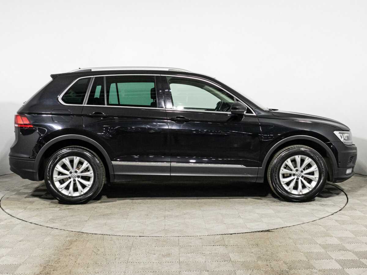 Volkswagen Tiguan б/у, 2017, Роботизированная. Фото: #3