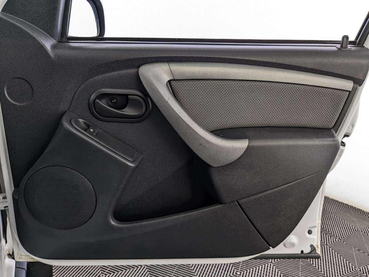 Renault Duster б/у, 2016, Механическая. Фото: #23