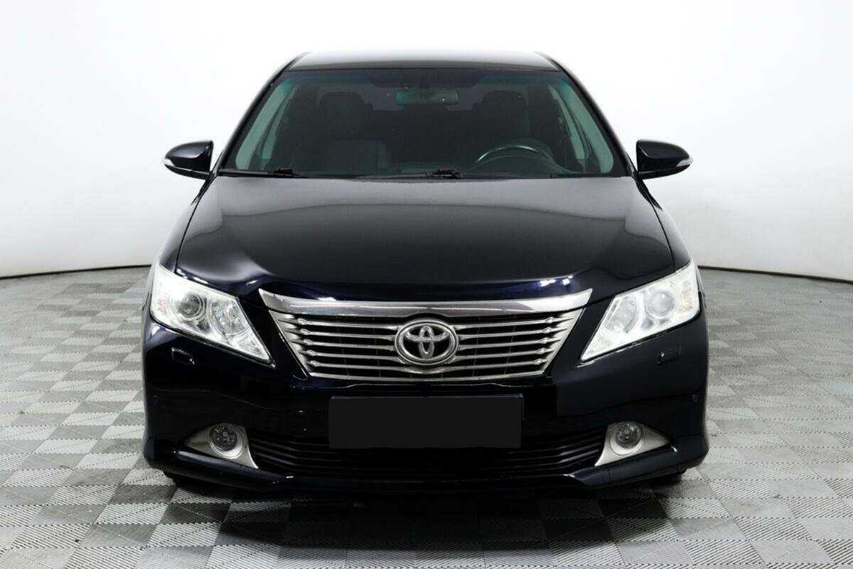 Toyota Camry б/у, 2012, Автоматическая. Фото: #1