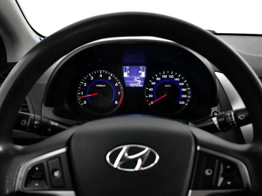 Hyundai Solaris б/у, 2016, Механическая. Фото: #10