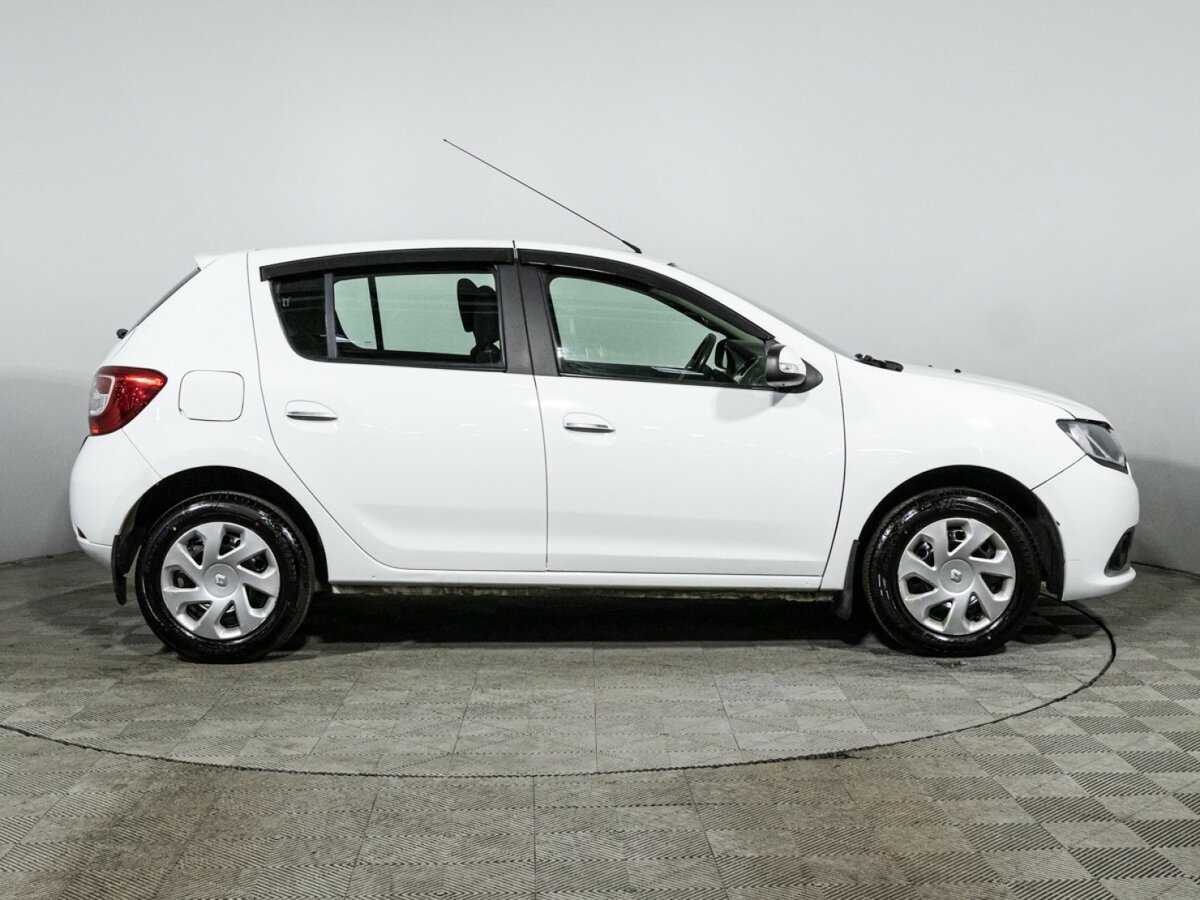 Renault Sandero б/у, 2017, Автоматическая. Фото: #3