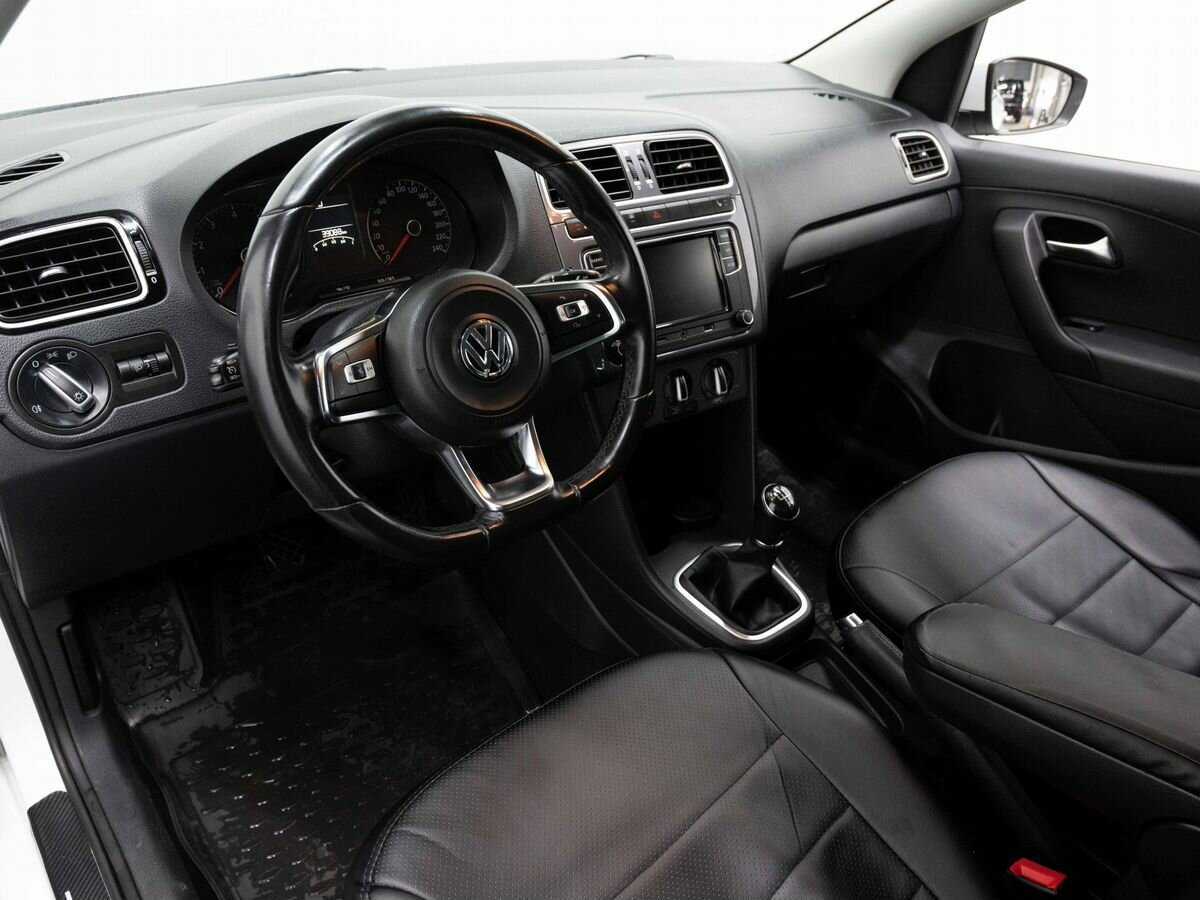 Volkswagen Polo б/у, 2020, Механическая. Фото: #7
