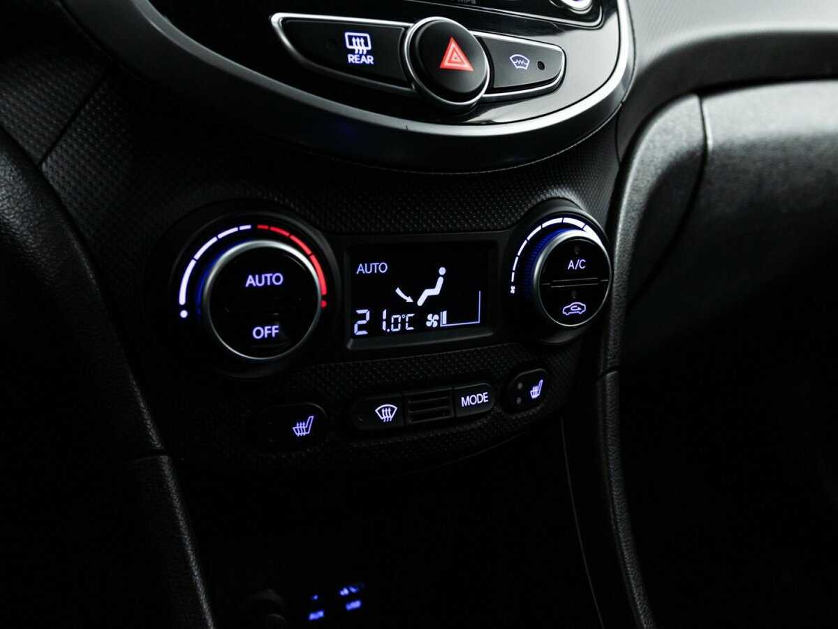 Hyundai Solaris б/у, 2016, Автоматическая. Фото: #15