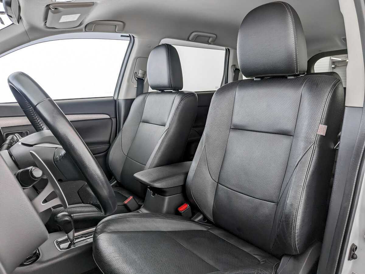 Mitsubishi Outlander б/у, 2014, Вариатор. Фото: #15