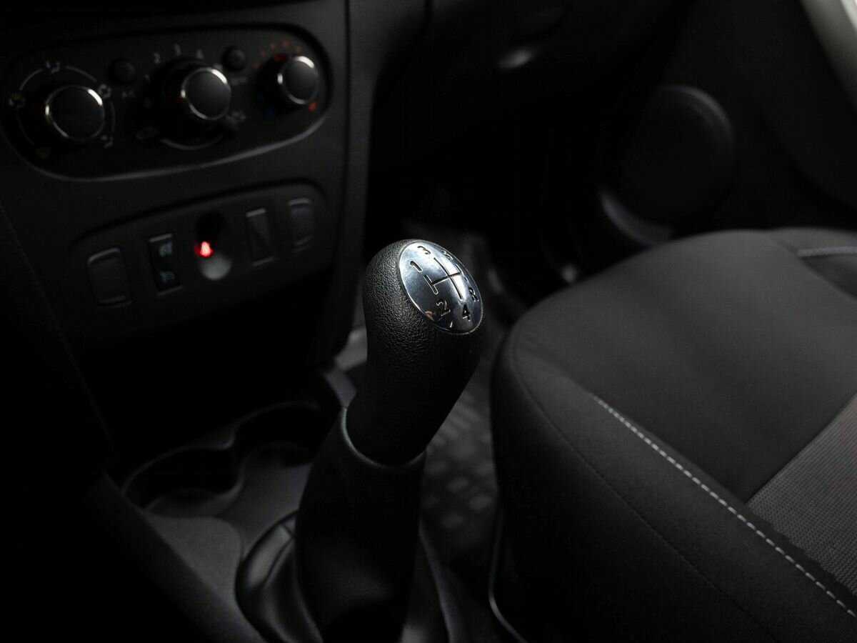 Renault Sandero б/у, 2020, Механическая. Фото: #19