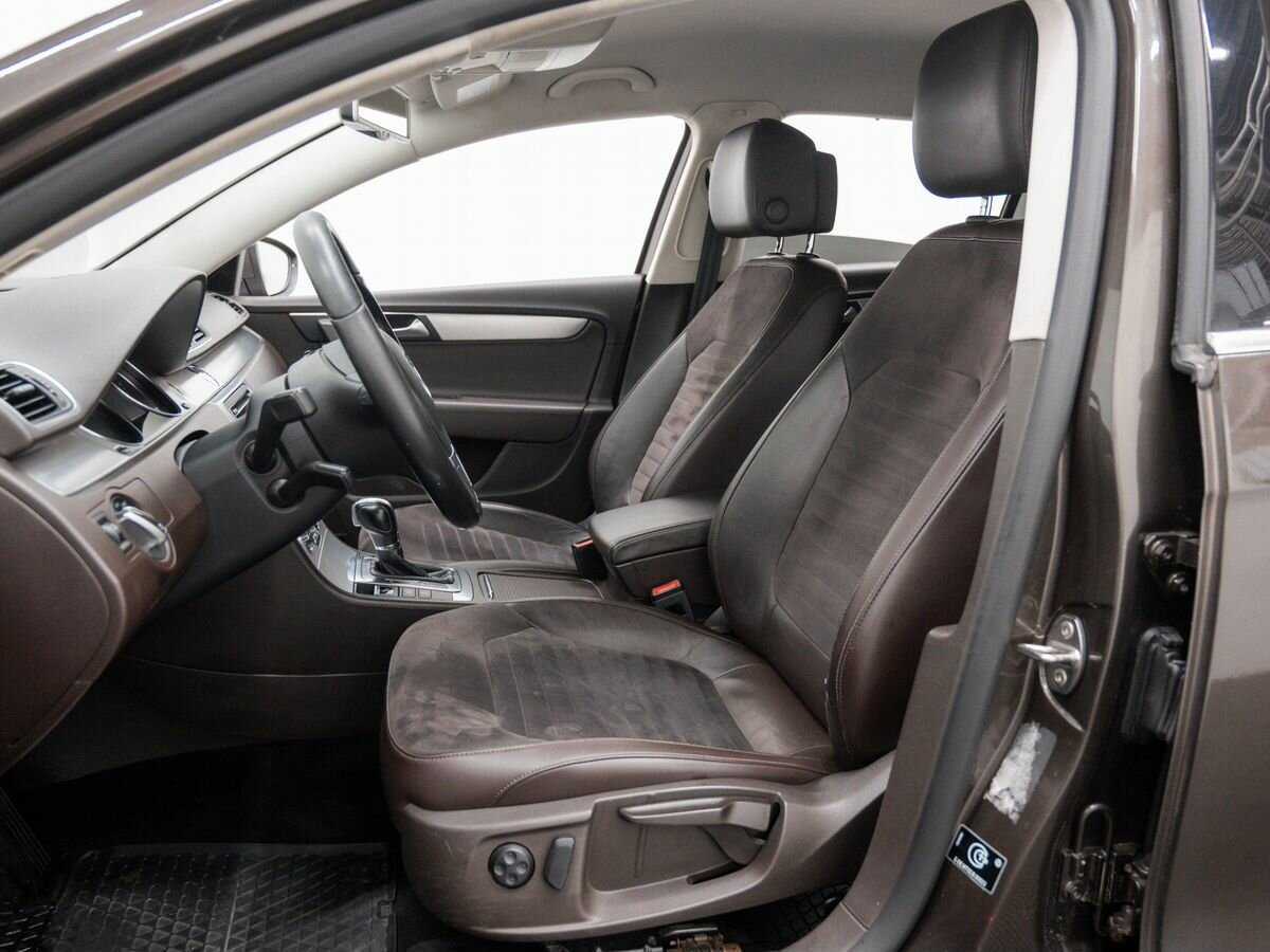 Volkswagen Passat б/у, 2012, Роботизированная. Фото: #14