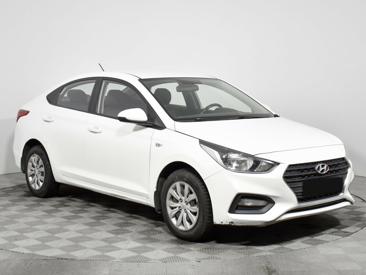 Hyundai Solaris б/у, 2018, Механическая. Фото: #2