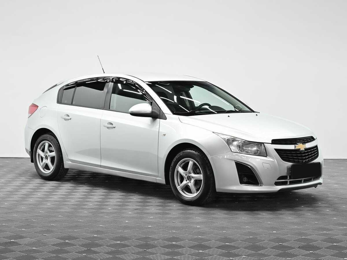 Chevrolet Cruze б/у, 2013, Механическая. Фото: #2