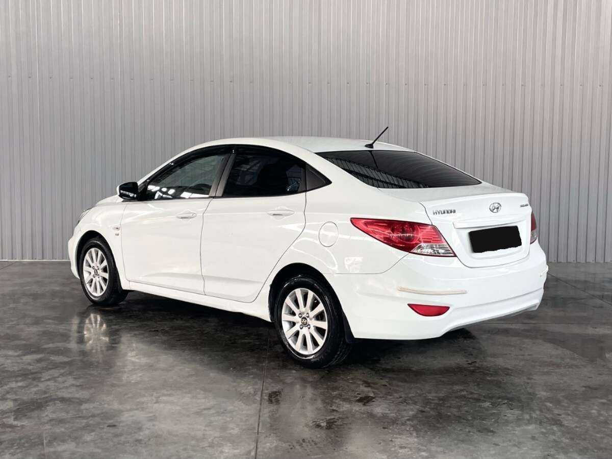 Hyundai Solaris б/у, 2013, Механическая. Фото: #6