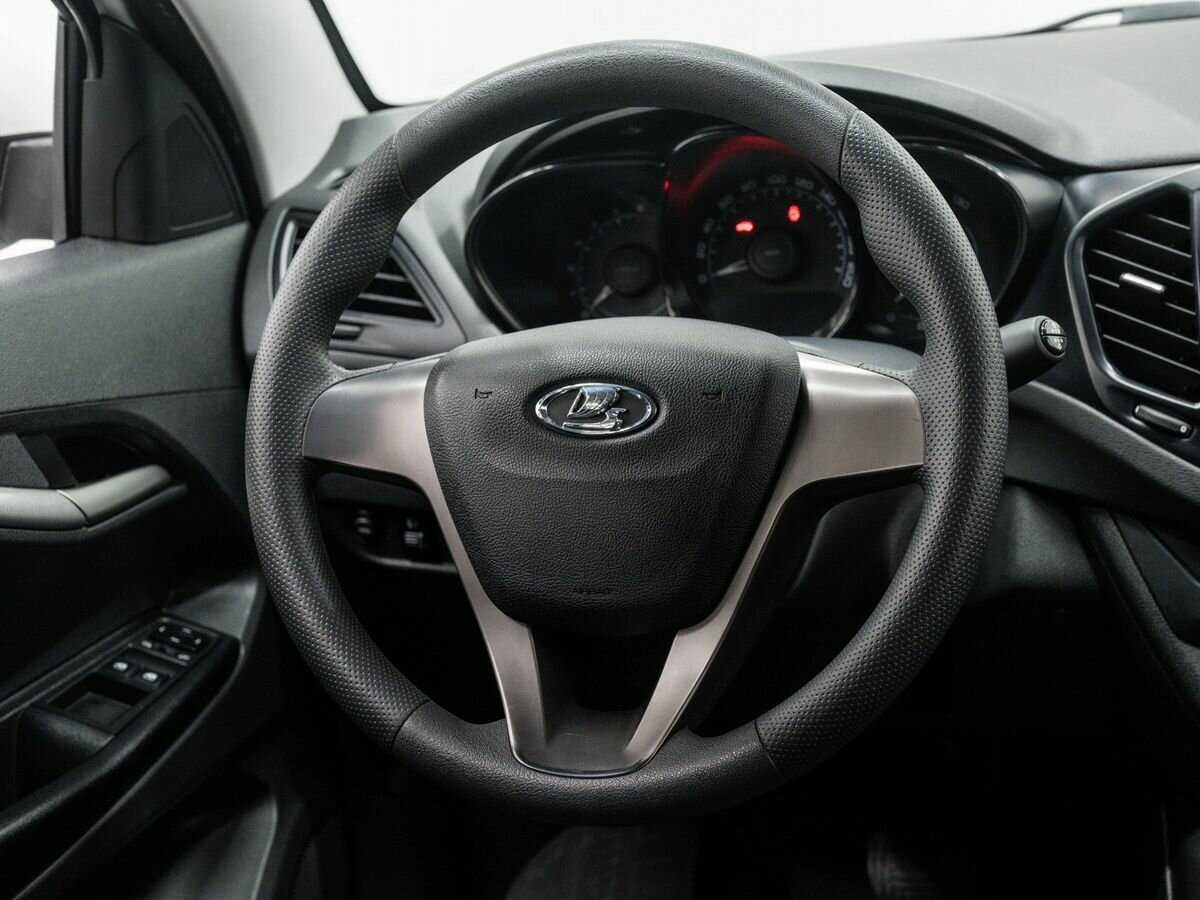 Lada (ВАЗ) Vesta б/у, 2017, Роботизированная. Фото: #11