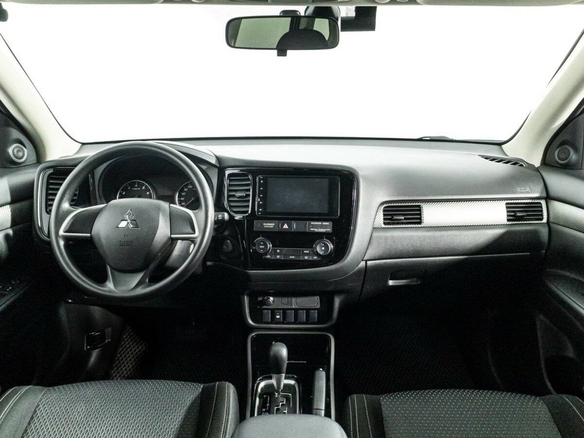 Mitsubishi Outlander б/у, 2017, Вариатор. Фото: #12