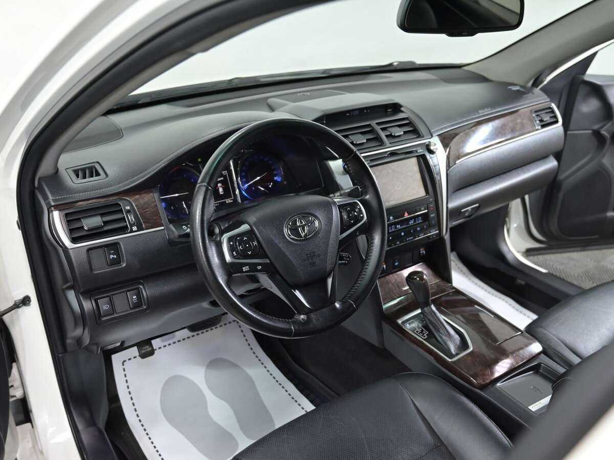 Toyota Camry б/у, 2017, Автоматическая. Фото: #5