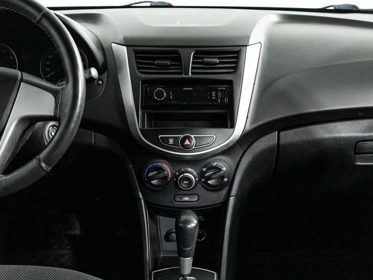 Hyundai Solaris б/у, 2014, Автоматическая. Фото: #13