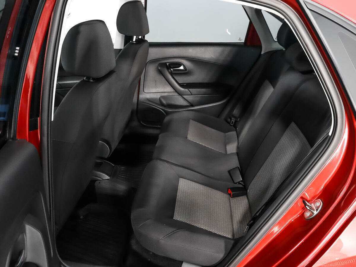 Volkswagen Polo б/у, 2012, Автоматическая. Фото: #9