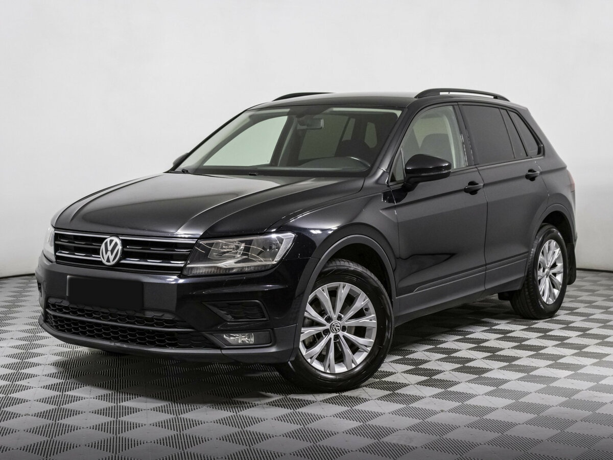 Volkswagen Tiguan б/у, 2018, Роботизированная. Посмотреть фото